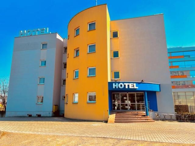 H6 Major Aparthotel Travel & Business, Free Parking Краків Екстер'єр фото