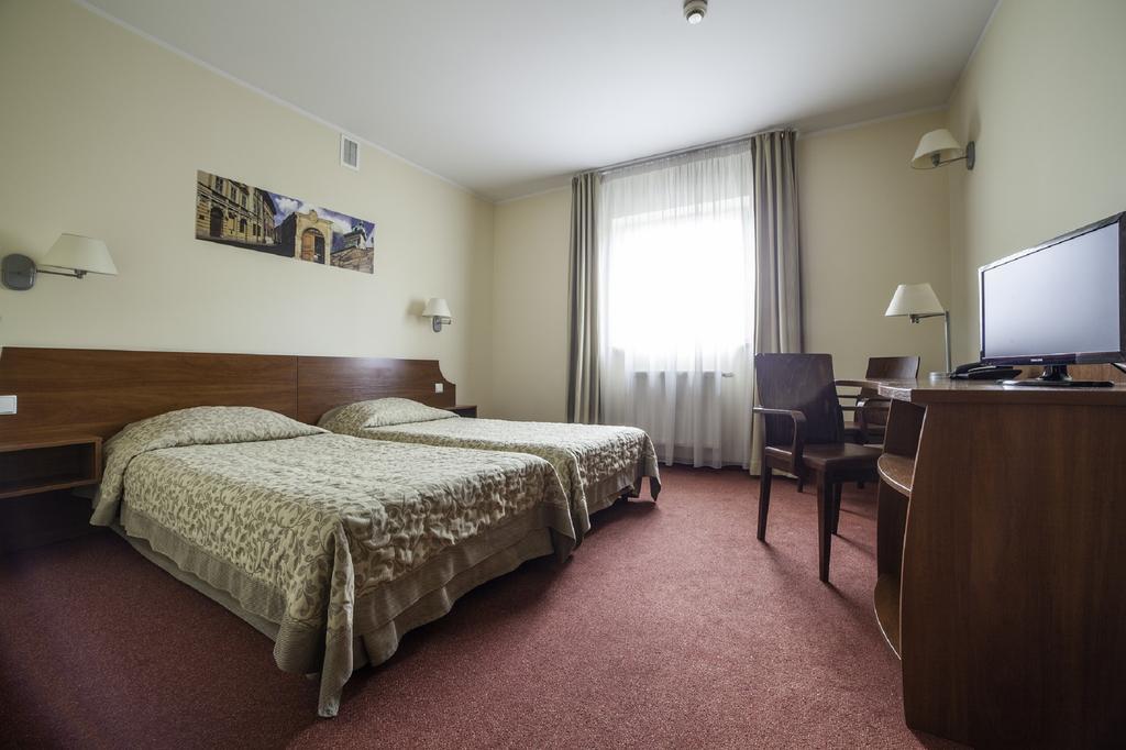 H6 Major Aparthotel Travel & Business, Free Parking Краків Екстер'єр фото